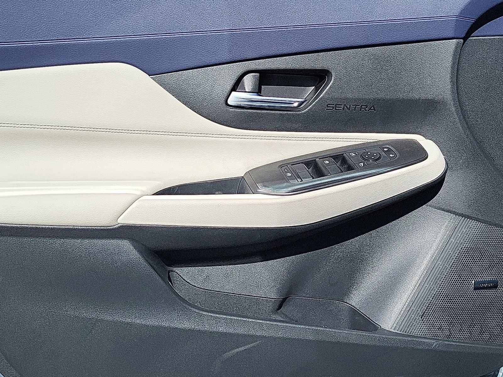 2026 Nissan Sentra SL - Photo 6