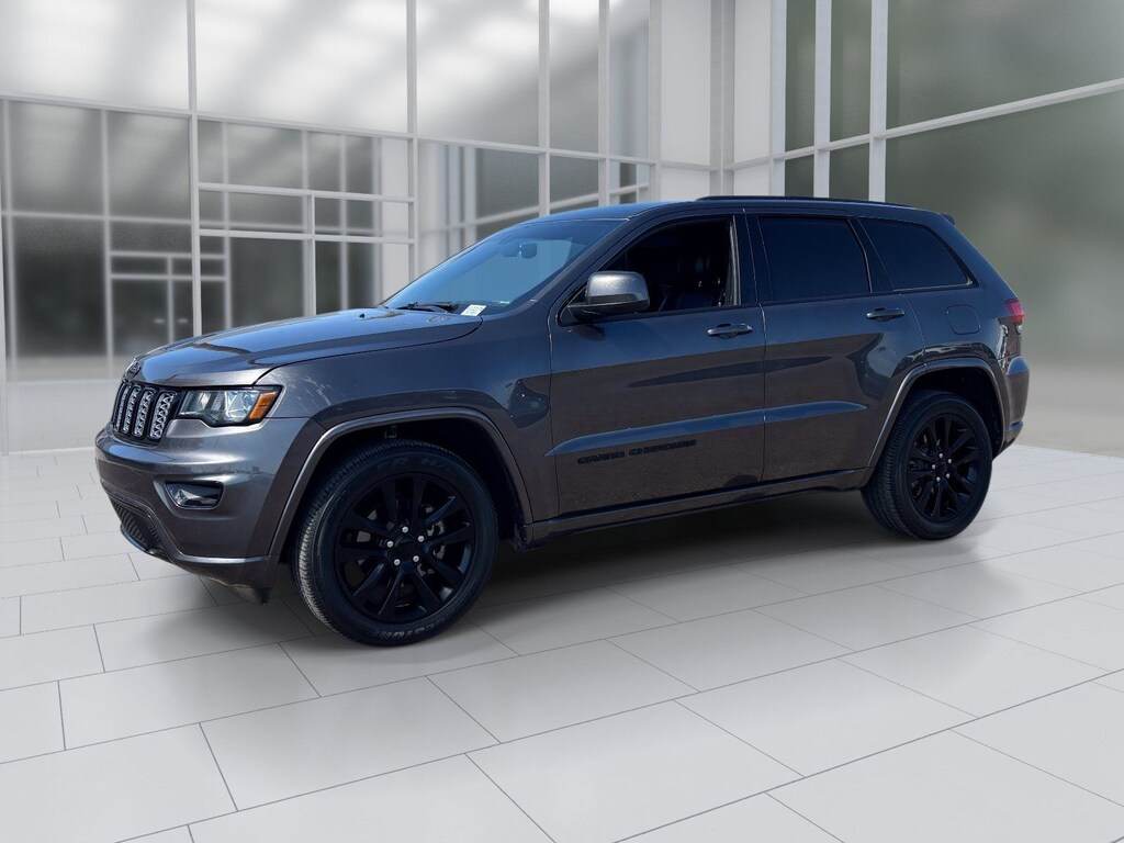 Used 2019 Jeep Grand Cherokee Altitude SUV