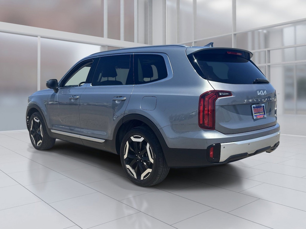 Used 2024 Kia Telluride S SUV