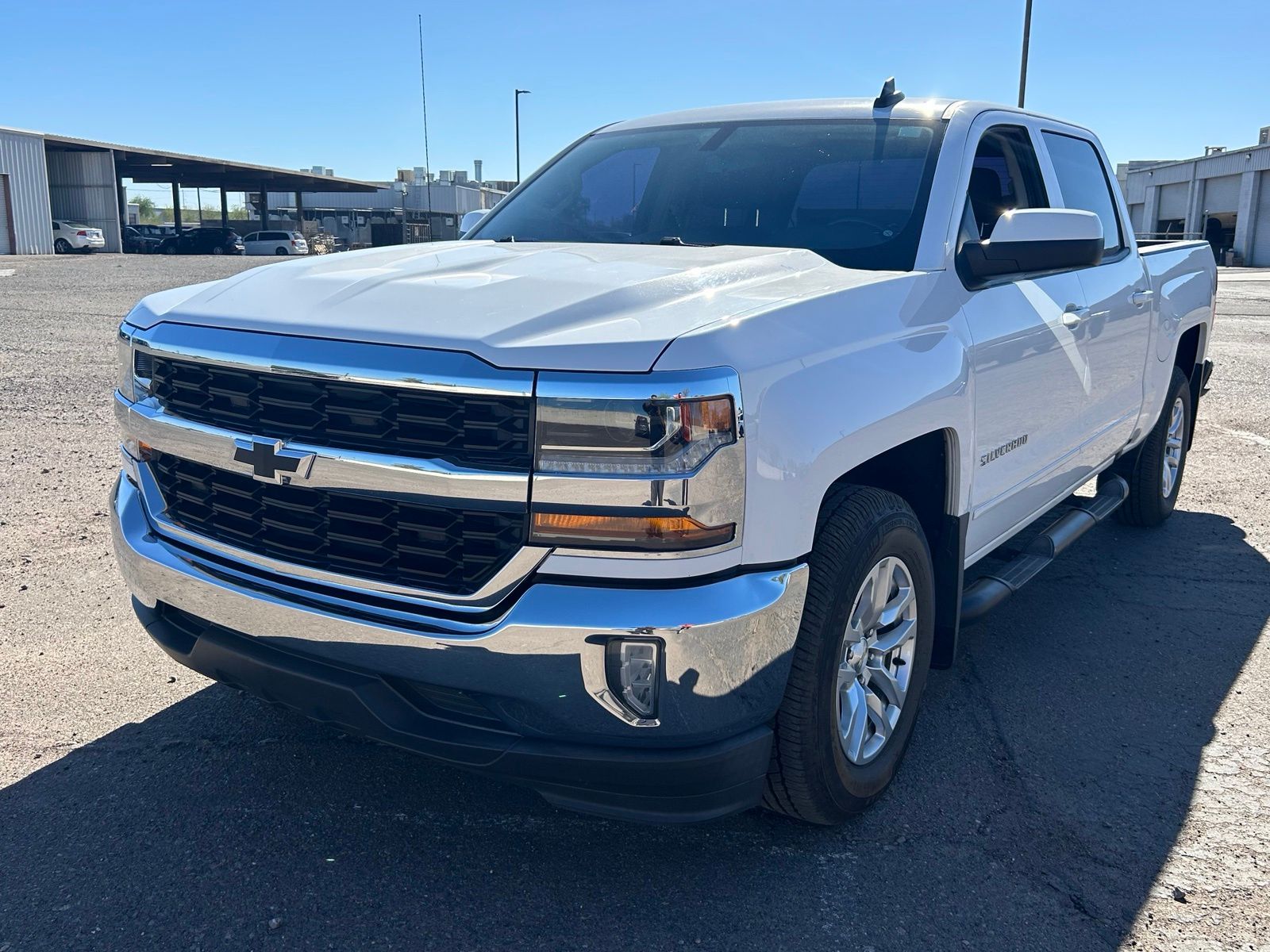 2018 Chevrolet Silverado 1500 LT Crew Cab Short Box's photo