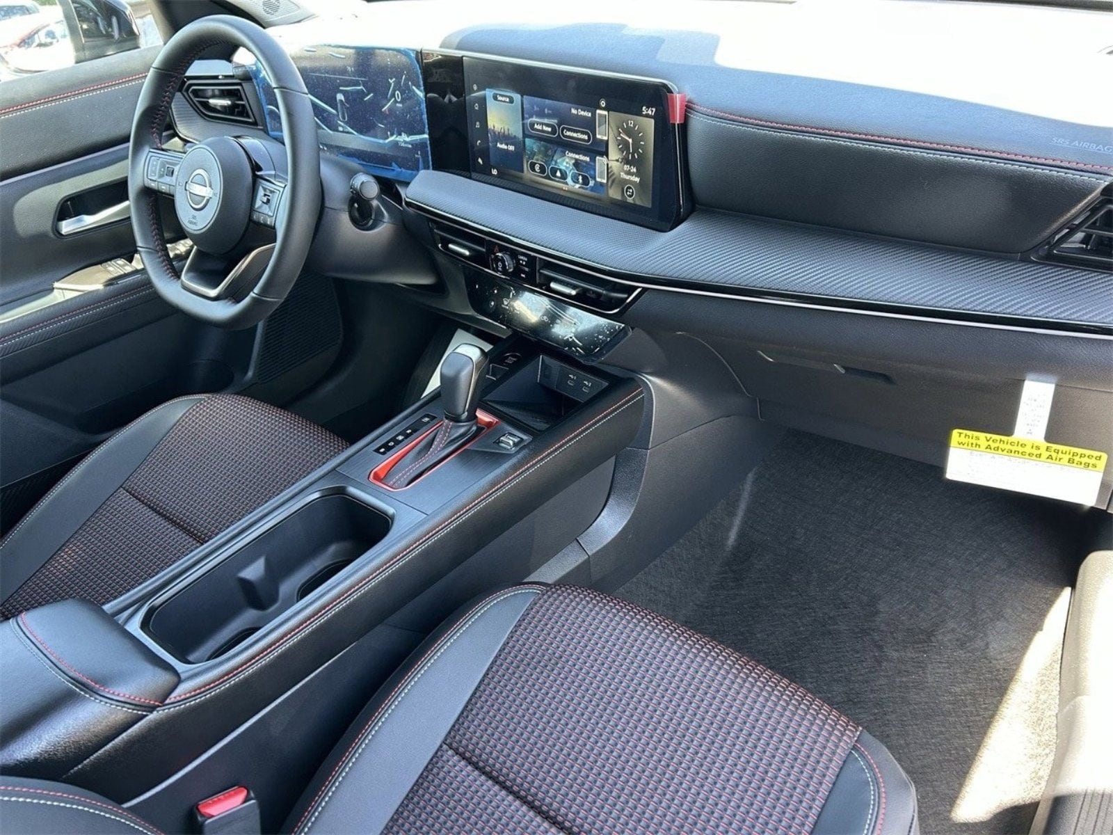 2025 Nissan Kicks SR - Photo 11