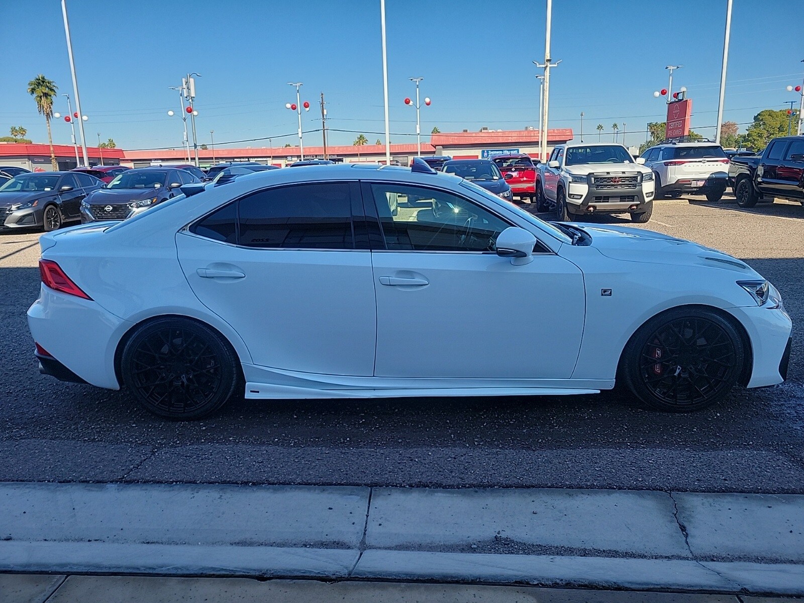 2018 Lexus IS 350 F SPORT photo 2