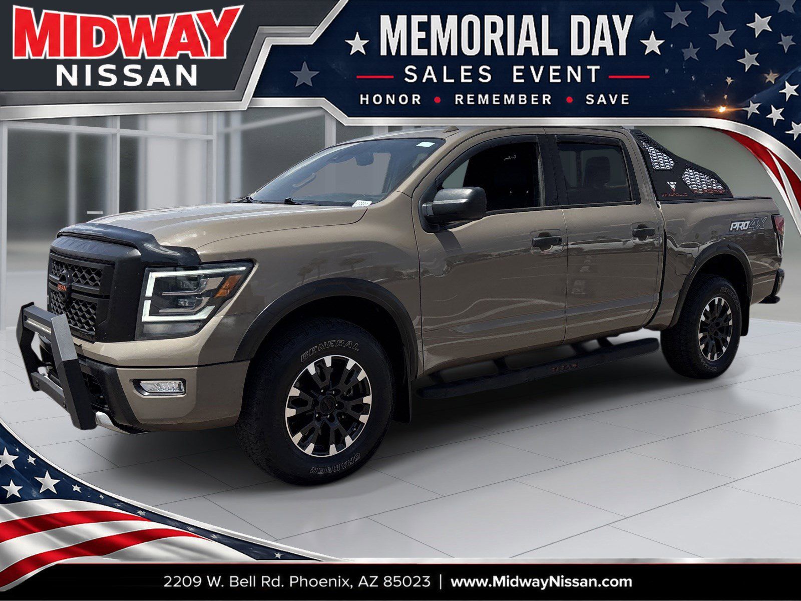 2021 Nissan Titan PRO-4X 4X4 Crew Cab's photo