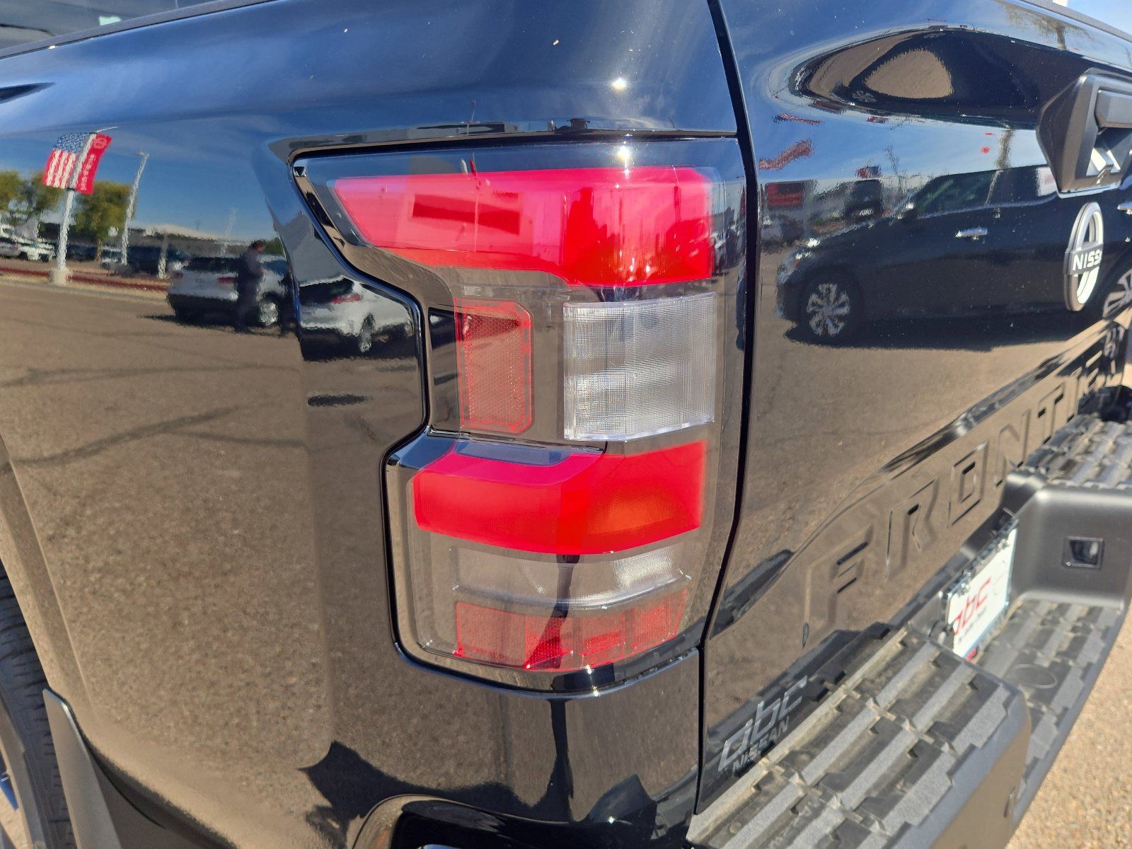 2026 Nissan Frontier SV - Photo 14