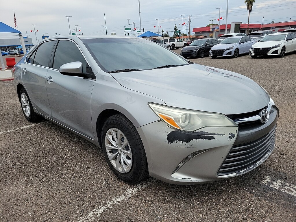 Used 2016 Toyota Camry LE Sedan