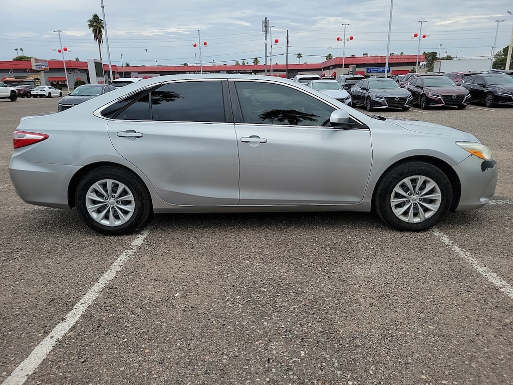 Used 2016 Toyota Camry LE Sedan