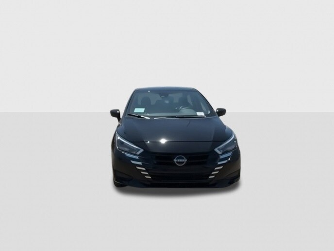 2025 Nissan Versa 1.6 SV photo 2