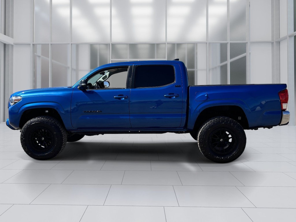 Used 2016 Toyota Tacoma SR5 Truck