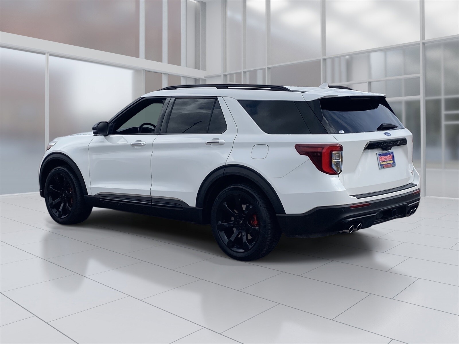 2021 Ford Explorer ST photo 4