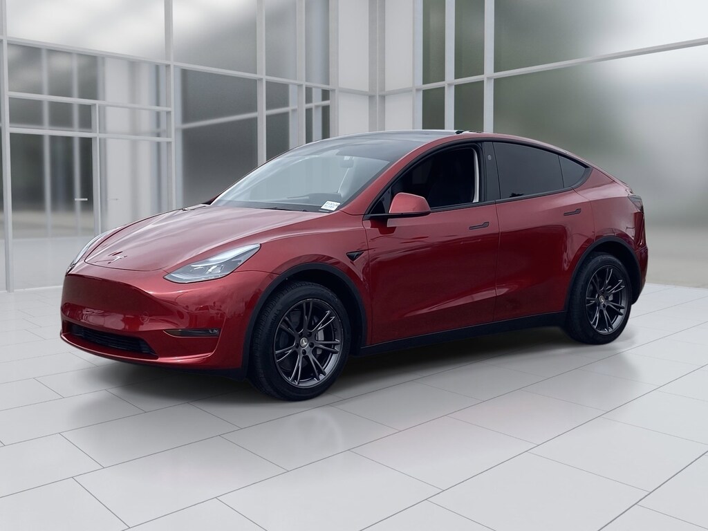 Used 2025 Tesla Model Y Long Range SUV