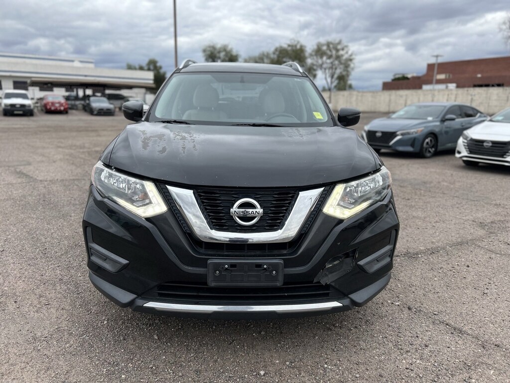 Used 2017 Nissan Rogue SV SUV