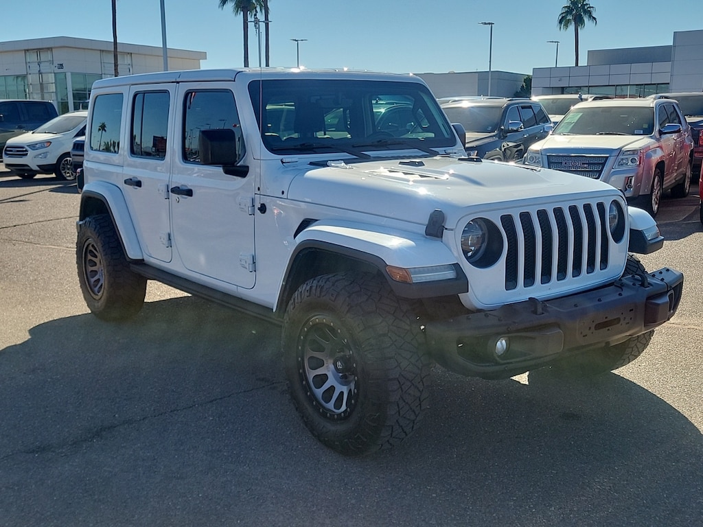 Used 2018 Jeep Wrangler Unlimited Sahara SUV