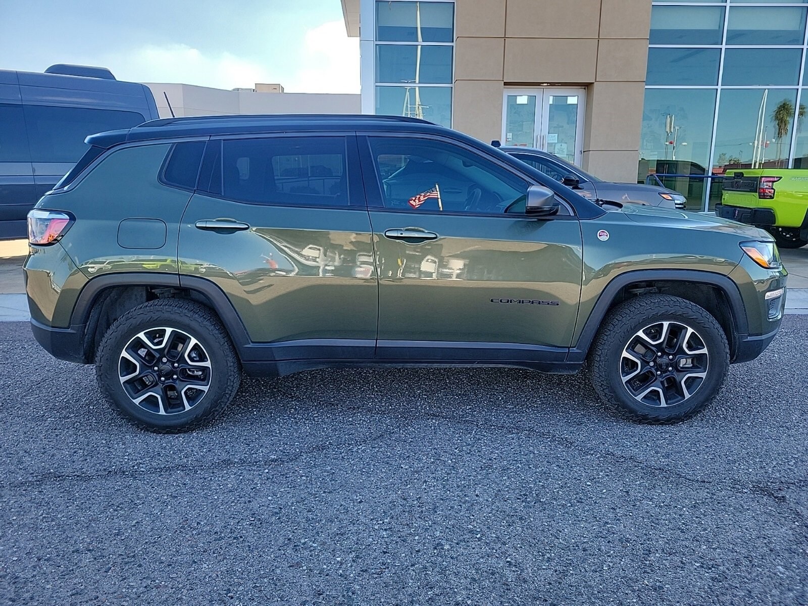 2021 Jeep Compass Trailhawk photo 3