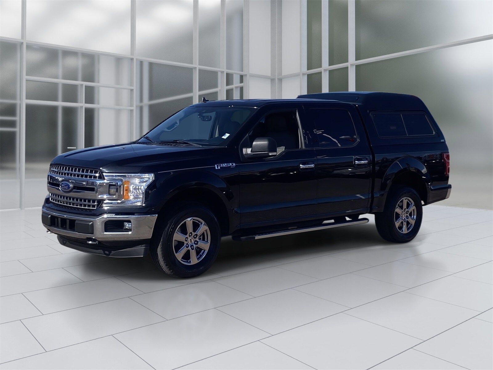 2019 Ford F-150 XLT photo 2