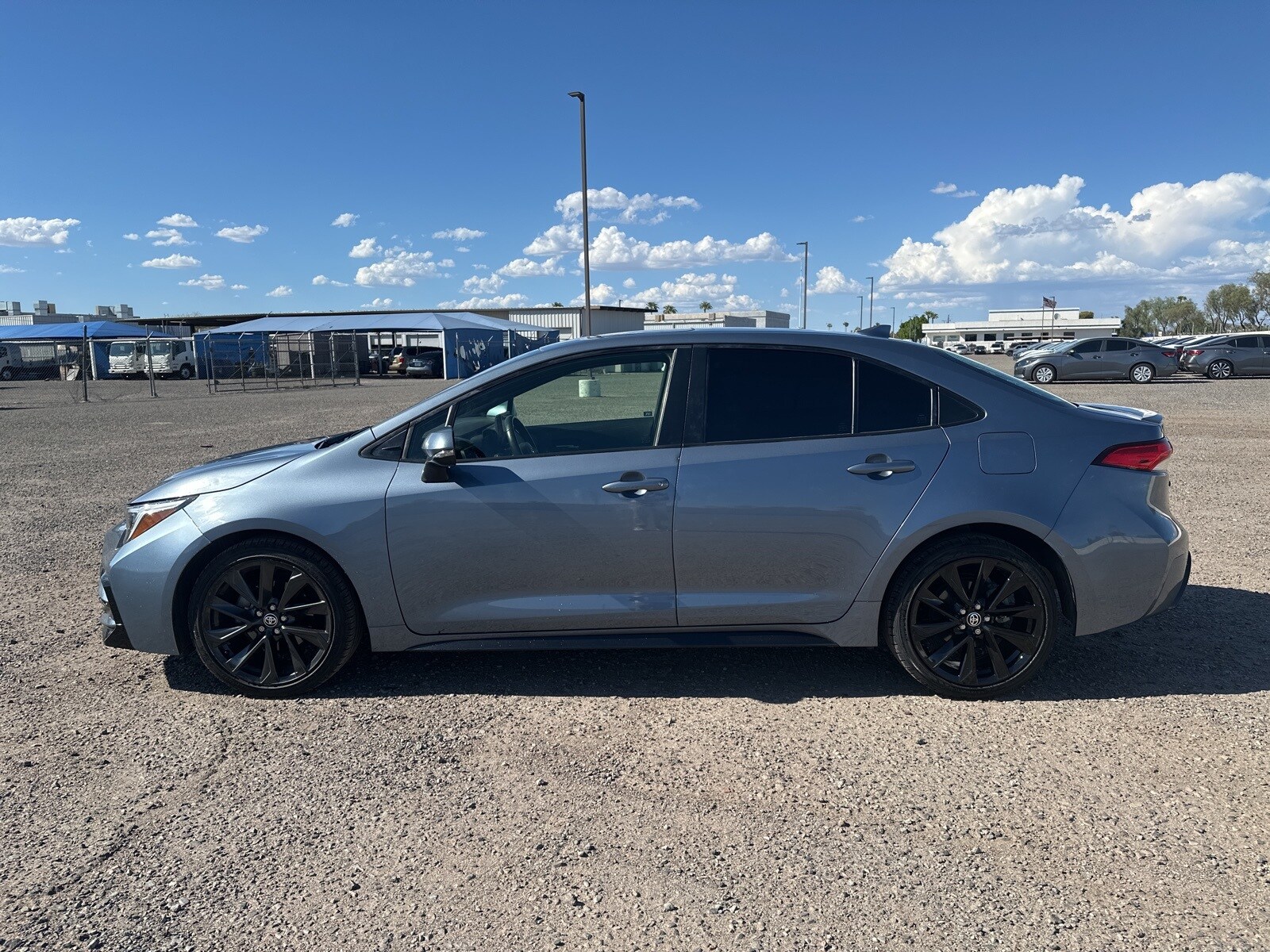 2023 Toyota Corolla SE photo 3