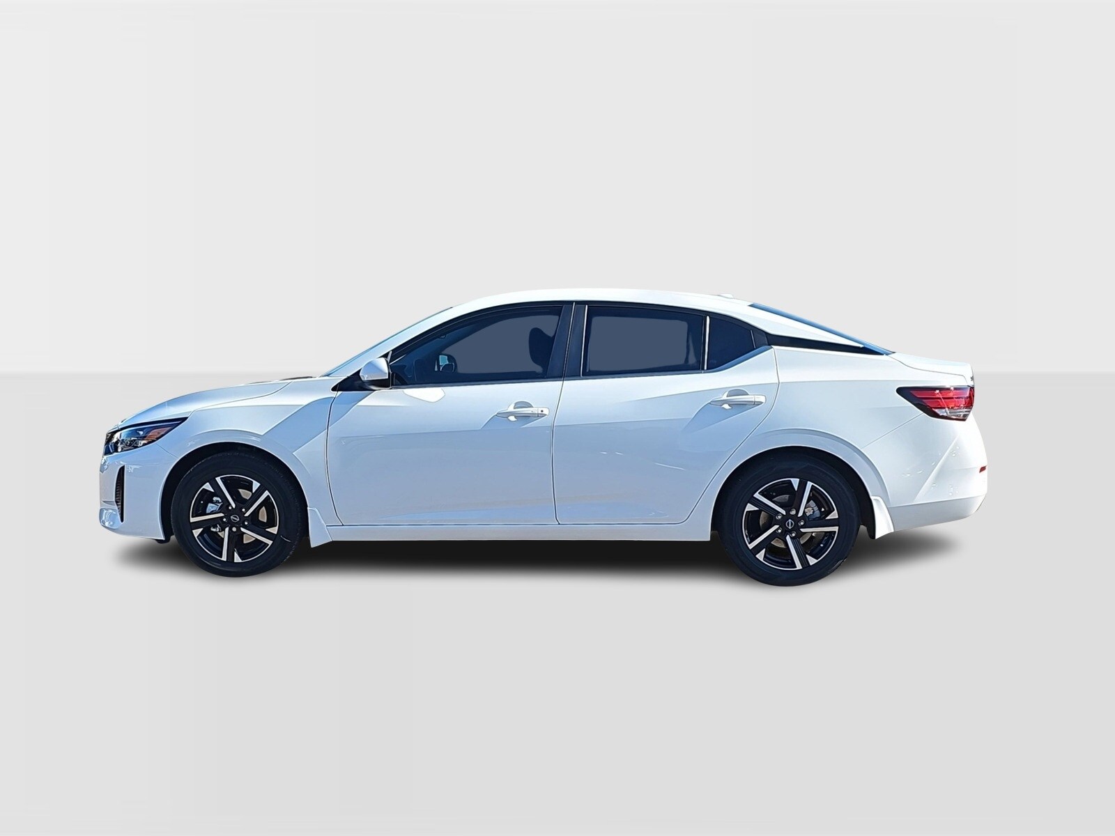 2025 Nissan Sentra SV photo 2