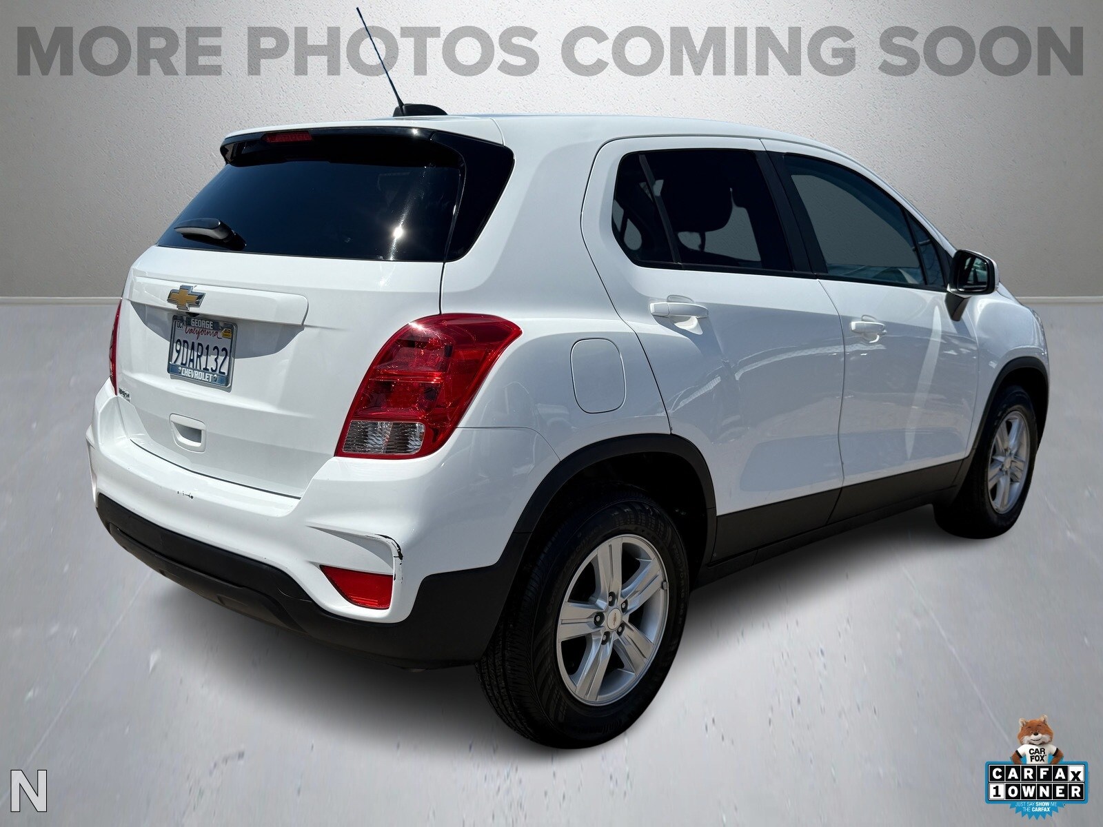 2022 Chevrolet Trax LS photo 3