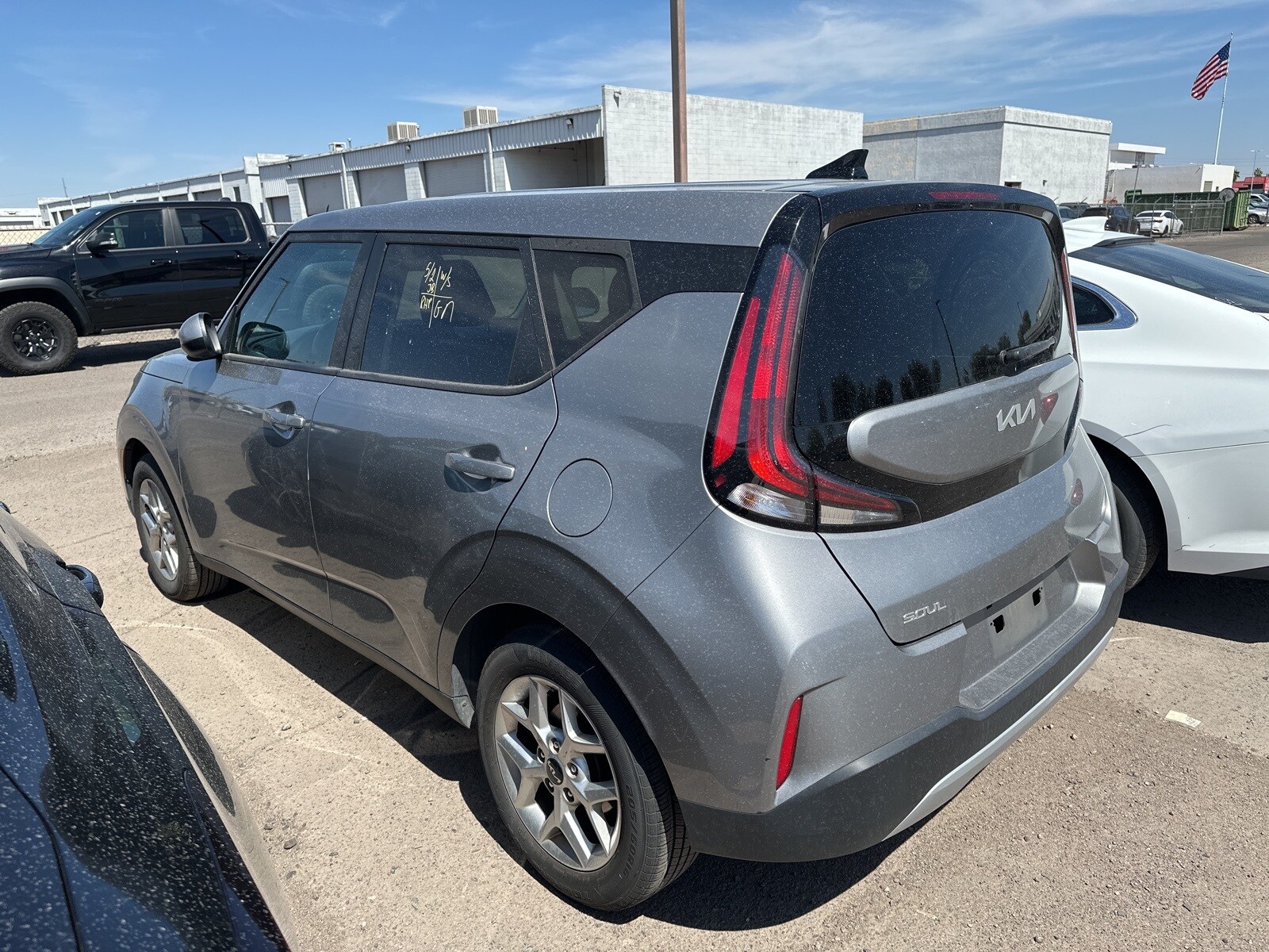 Image 3 of 2023 Kia Soul LX Hatchback