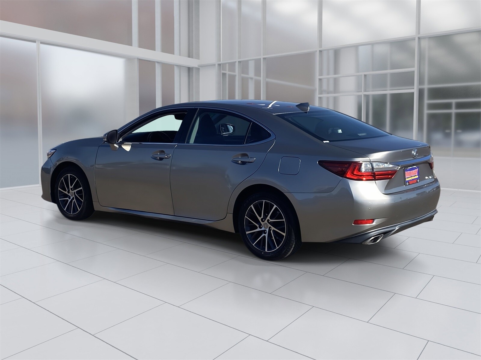 2016 Lexus ES 350 photo 4