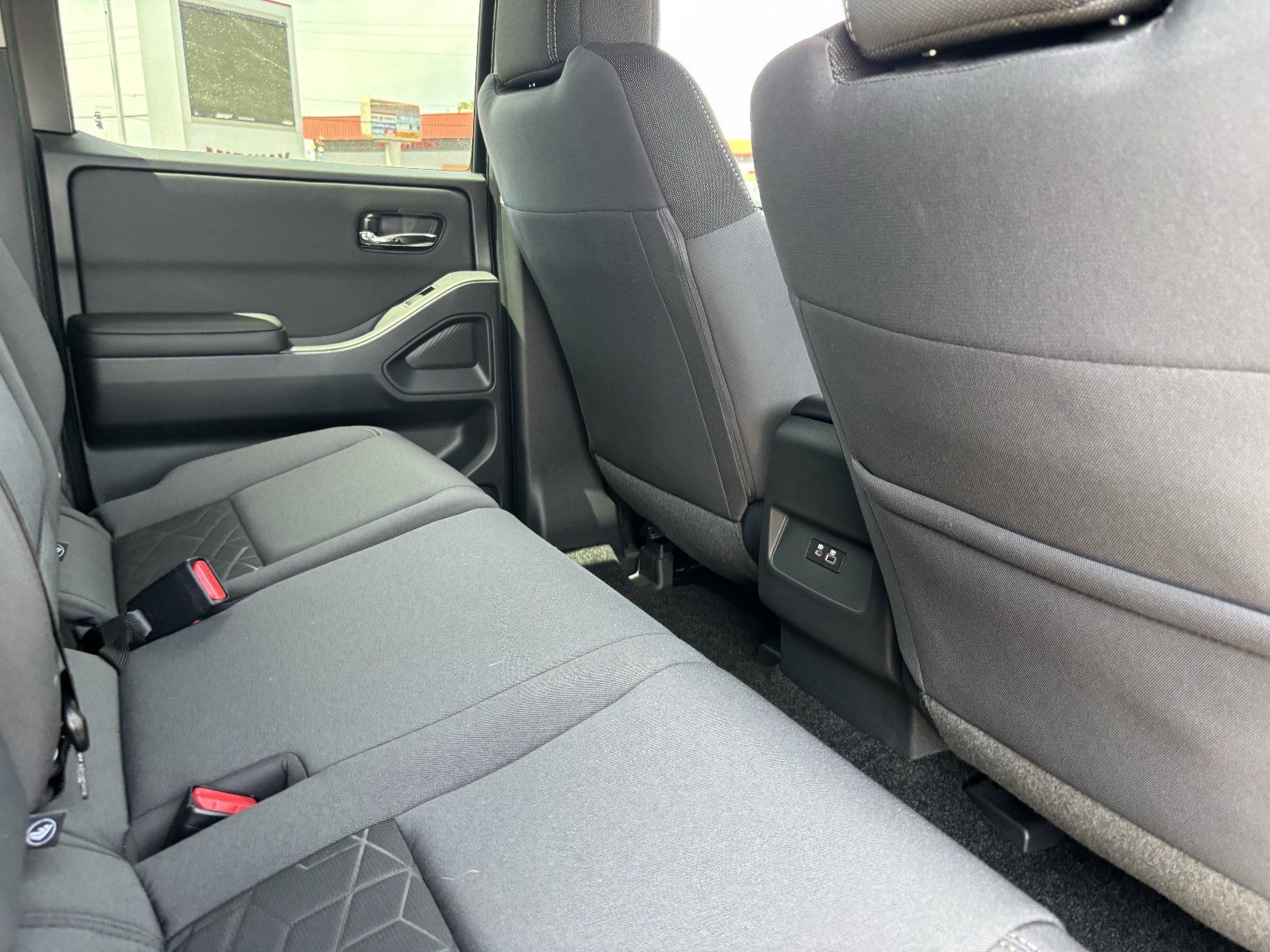2026 Nissan Frontier SV - Photo 14