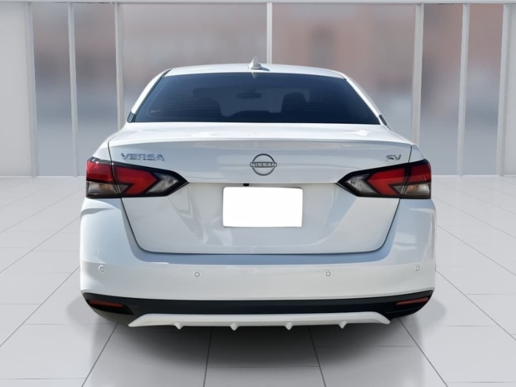 New 2025 Nissan Versa 1.6 SV Sedan