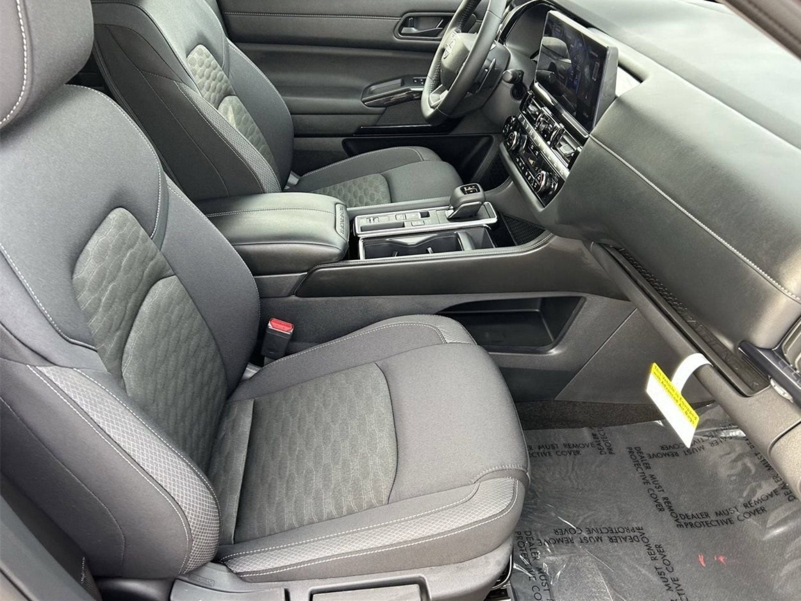 2026 Nissan Pathfinder SV - Photo 12