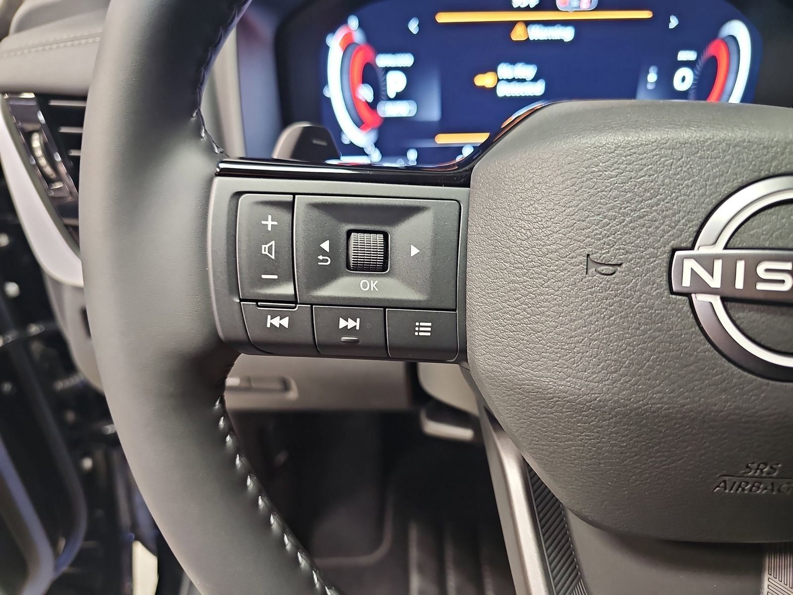 2026 Nissan Rogue Platinum - Photo 17