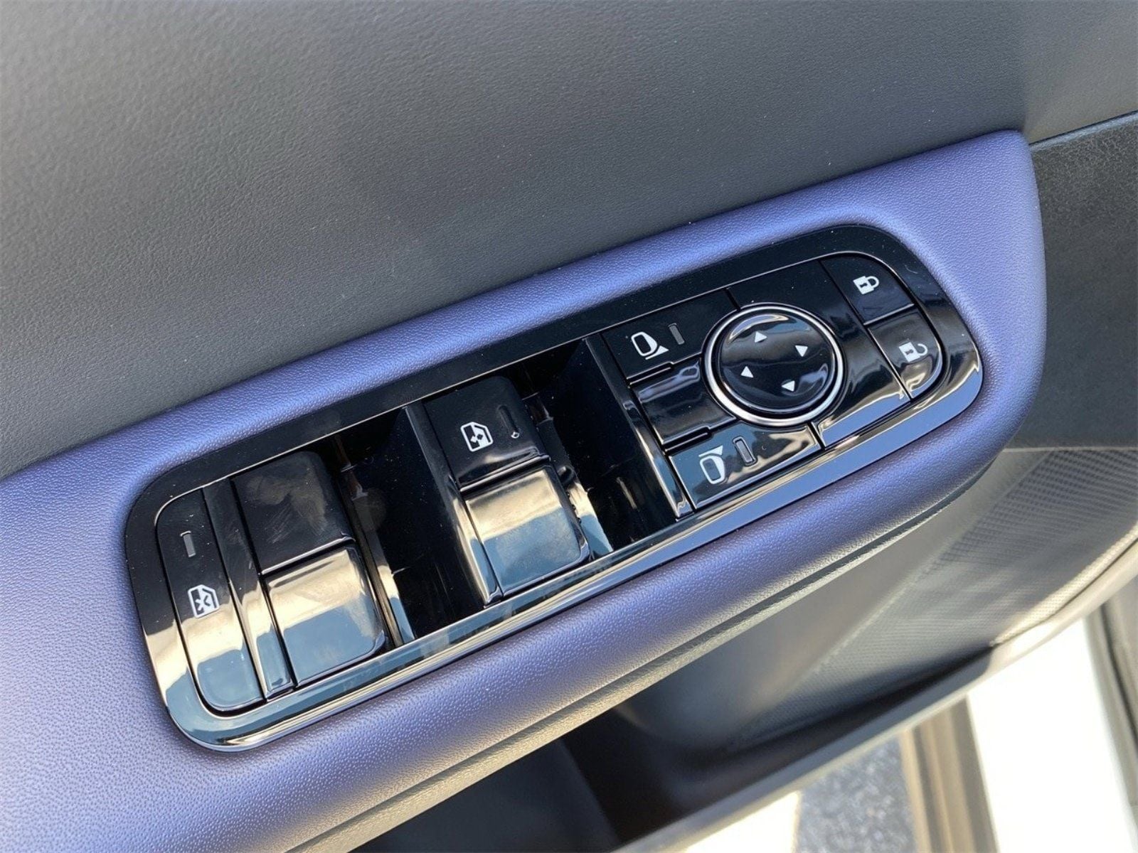 2026 Nissan LEAF Platinum+ - Photo 28