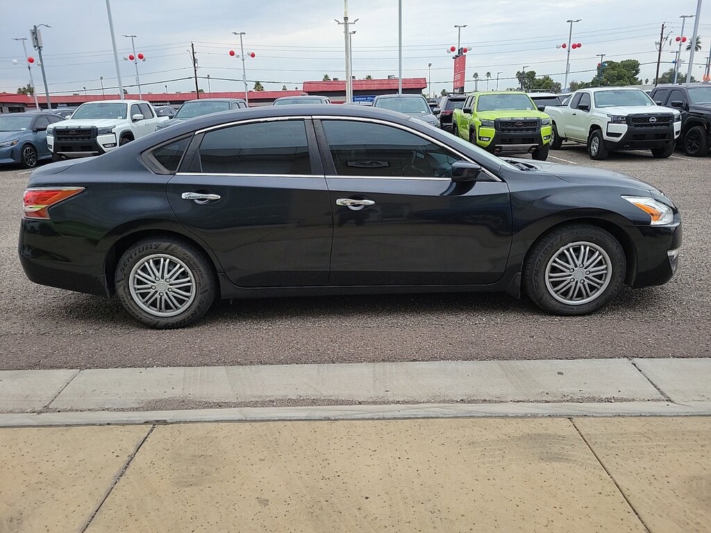 Used 2014 Nissan Altima 2.5 S Sedan