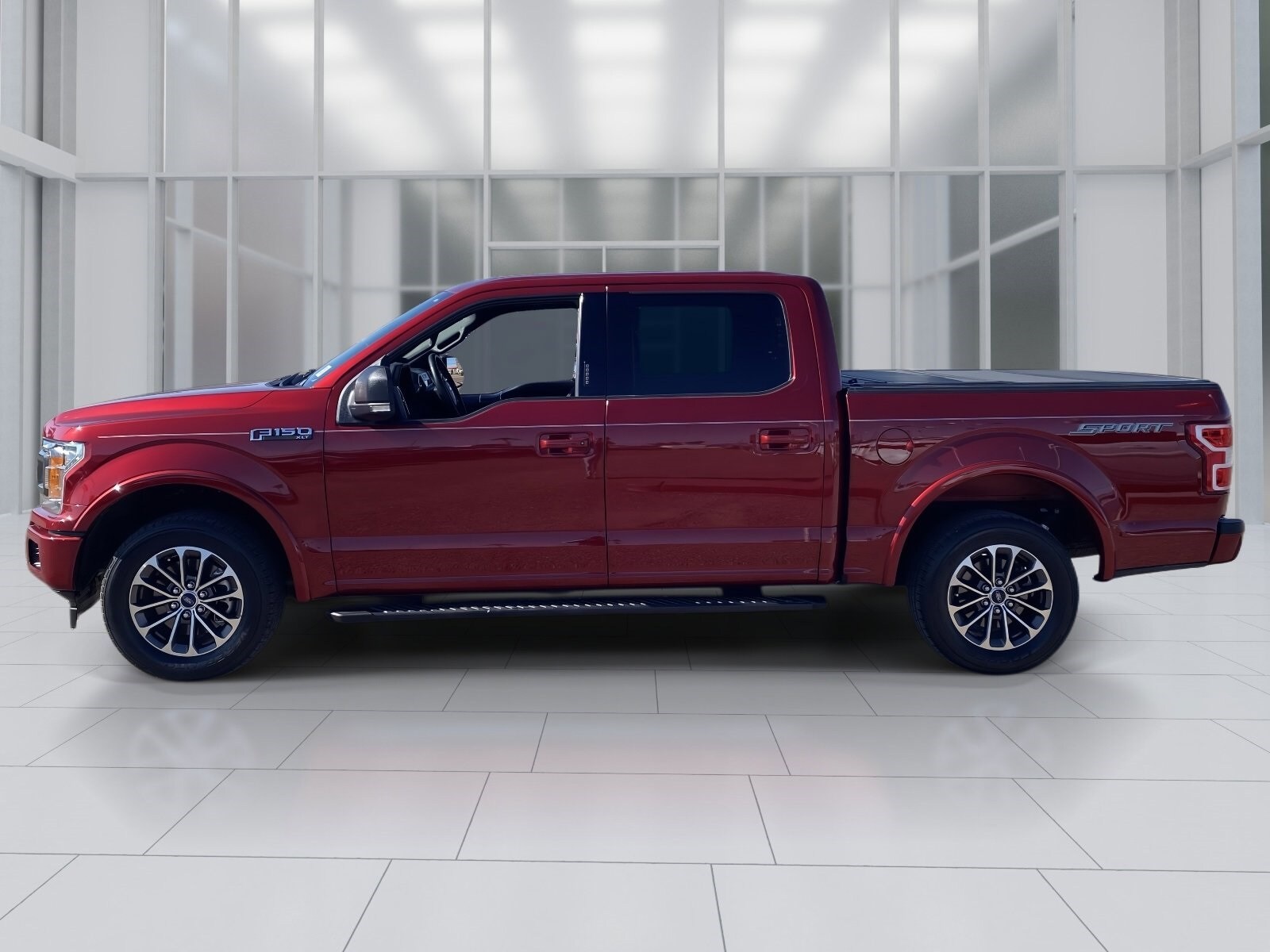 2019 Ford F-150 XLT photo 3