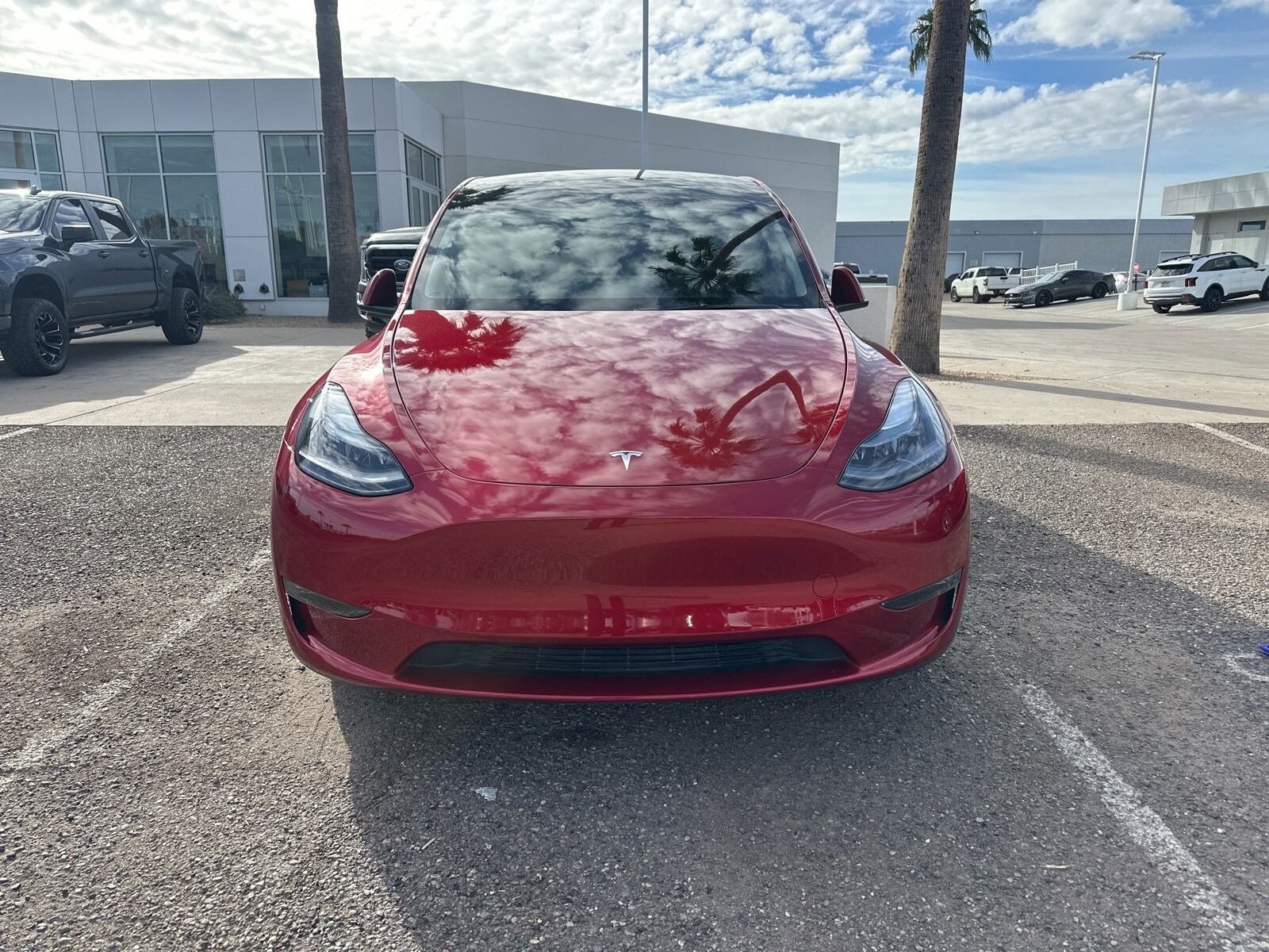 2025 Tesla Model Y Long Range photo 3