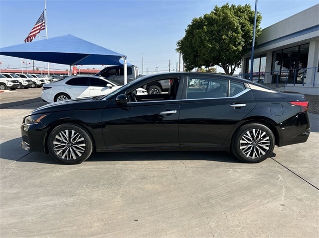 Used 2023 Nissan Altima SV with VIN 1N4BL4DV2PN346941 for sale in Phoenix, AZ