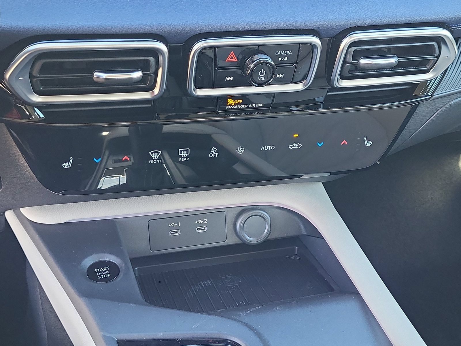 2026 Nissan Sentra SL - Photo 16
