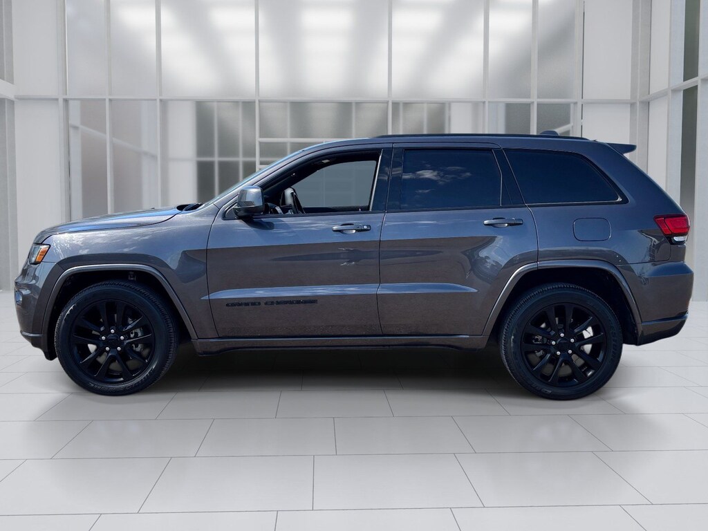 Used 2019 Jeep Grand Cherokee Altitude SUV