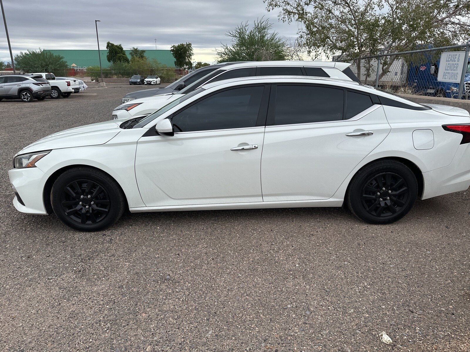2020 Nissan Altima 2.5 S photo 3
