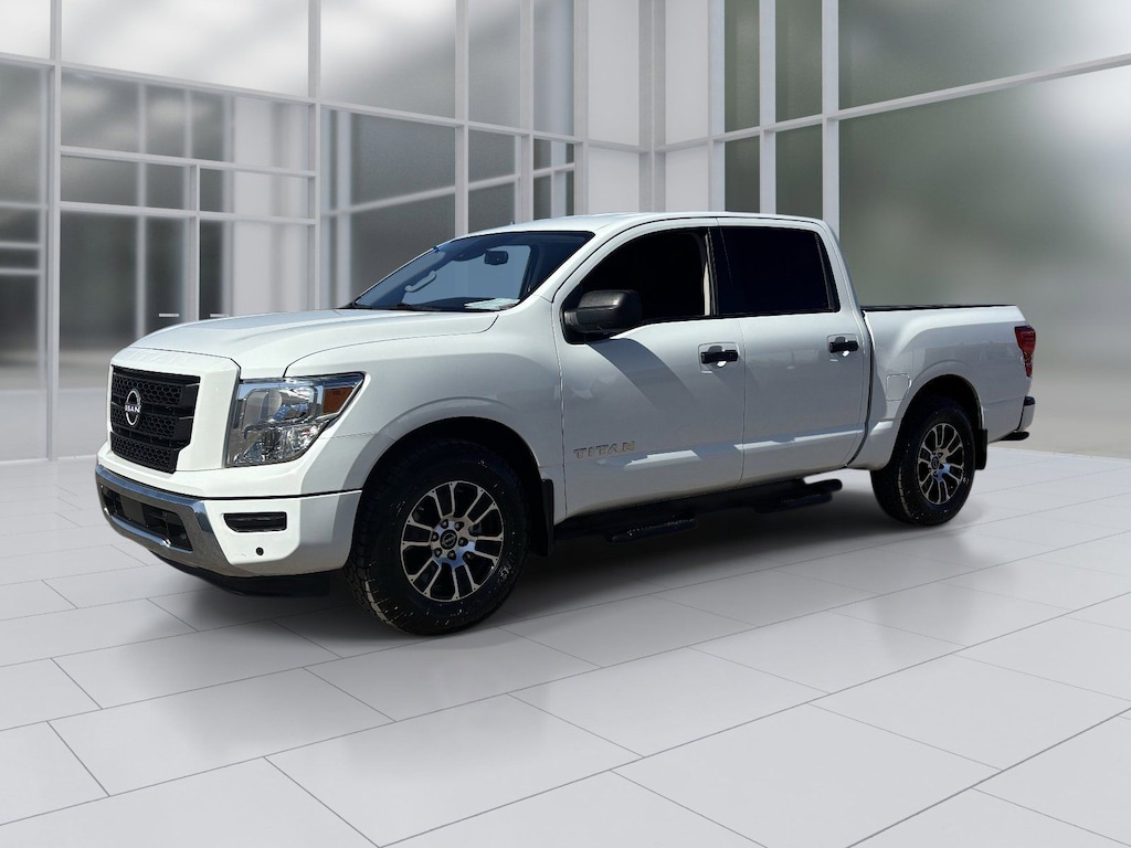 Used 2023 Nissan