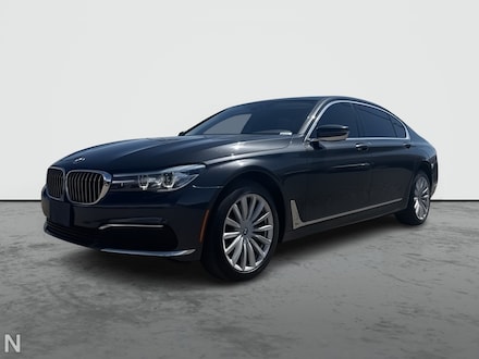 2019 BMW 7 Series 740i Sedan