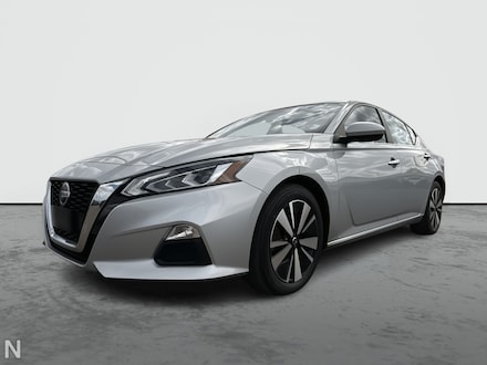 2022 Nissan Altima 2.5 SV Sedan