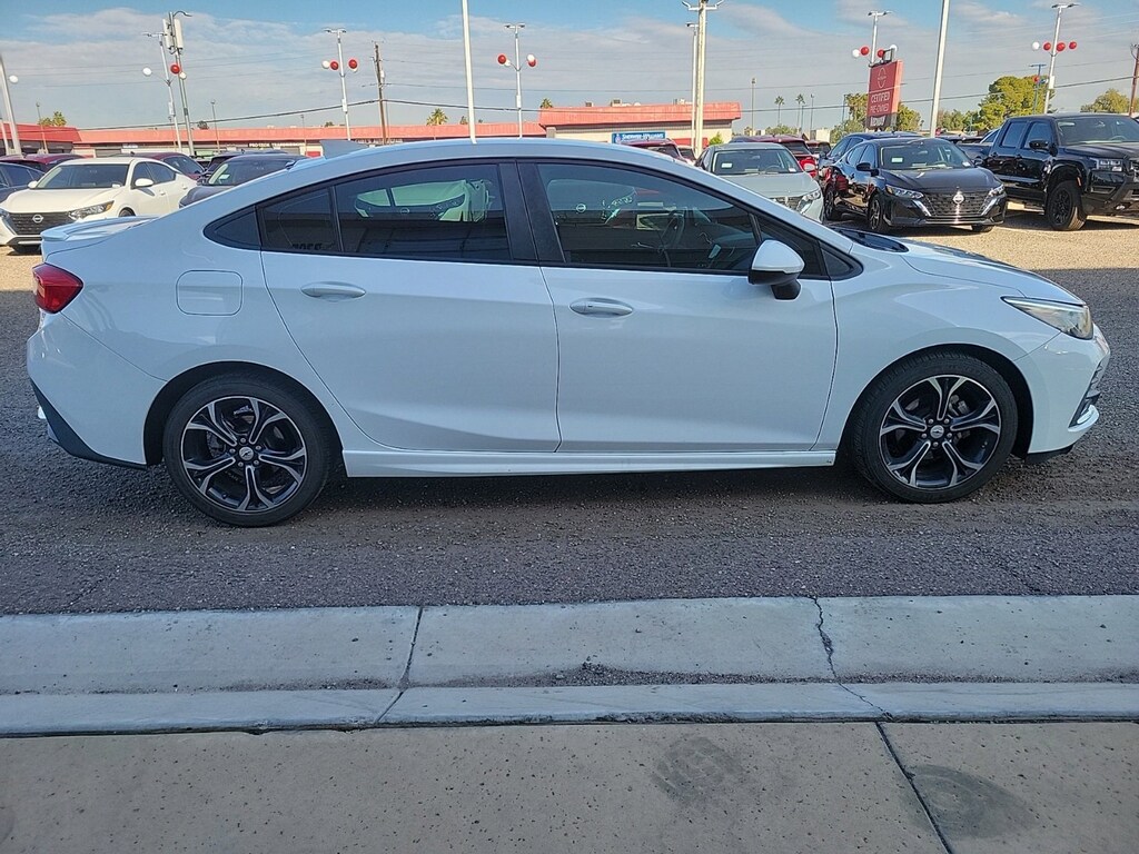 Used 2019 Chevrolet Cruze LT Sedan