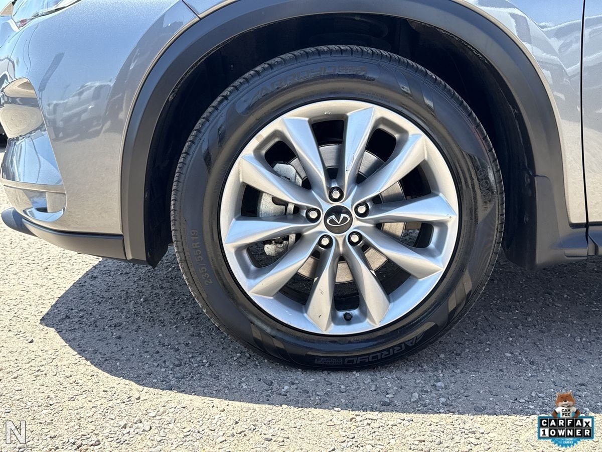 Image 10 of 2021 INFINITI QX50 Luxe SUV
