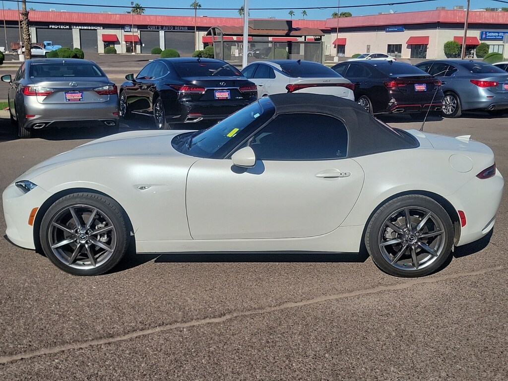 Used 2022 Mazda MX-5 Miata Grand Touring Convertible