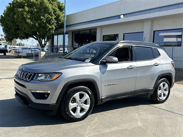 Used 2019 Jeep Compass Latitude with VIN 3C4NJCBB2KT623421 for sale in Phoenix, AZ