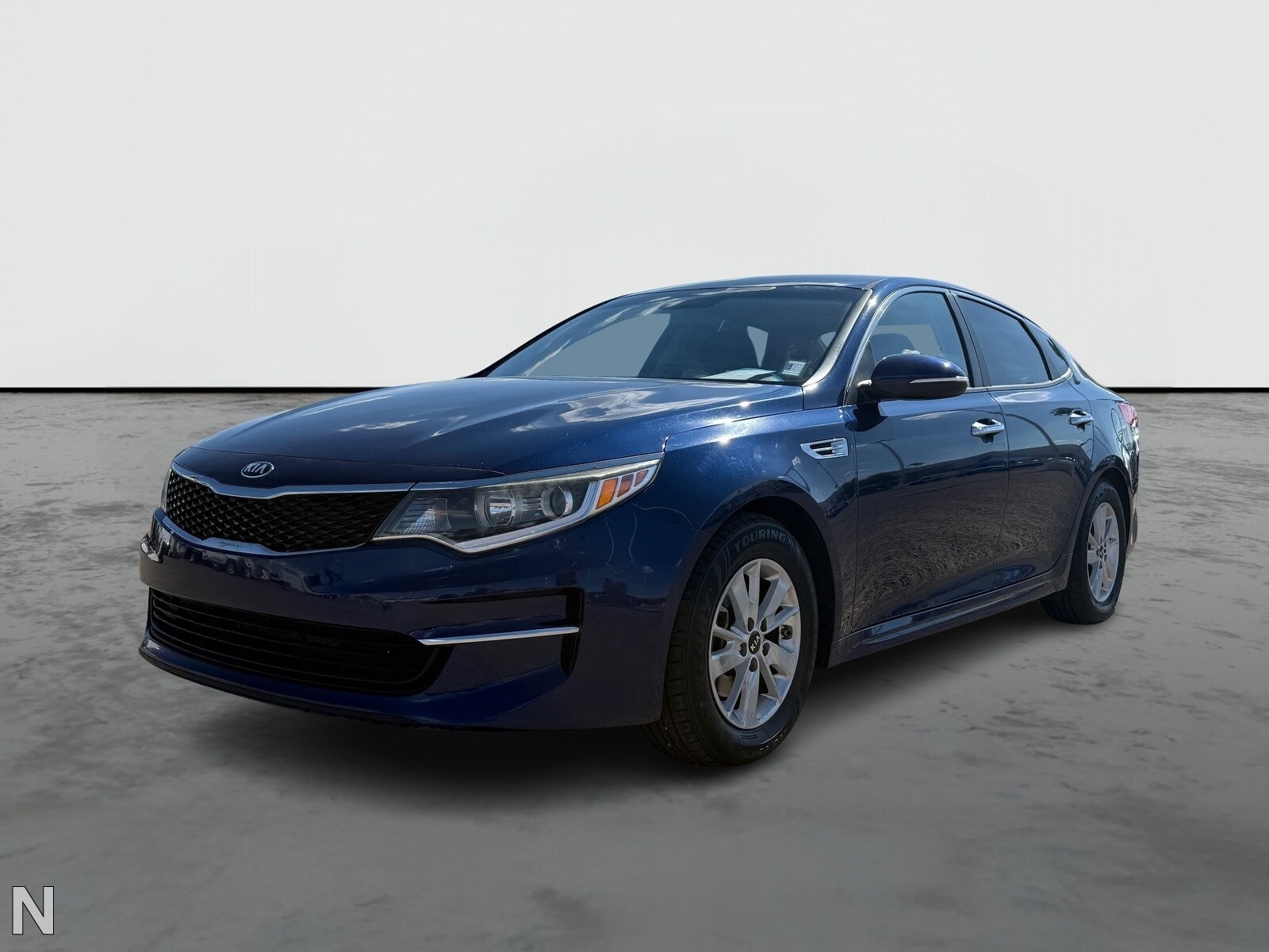 2018 Kia Optima LX photo 2