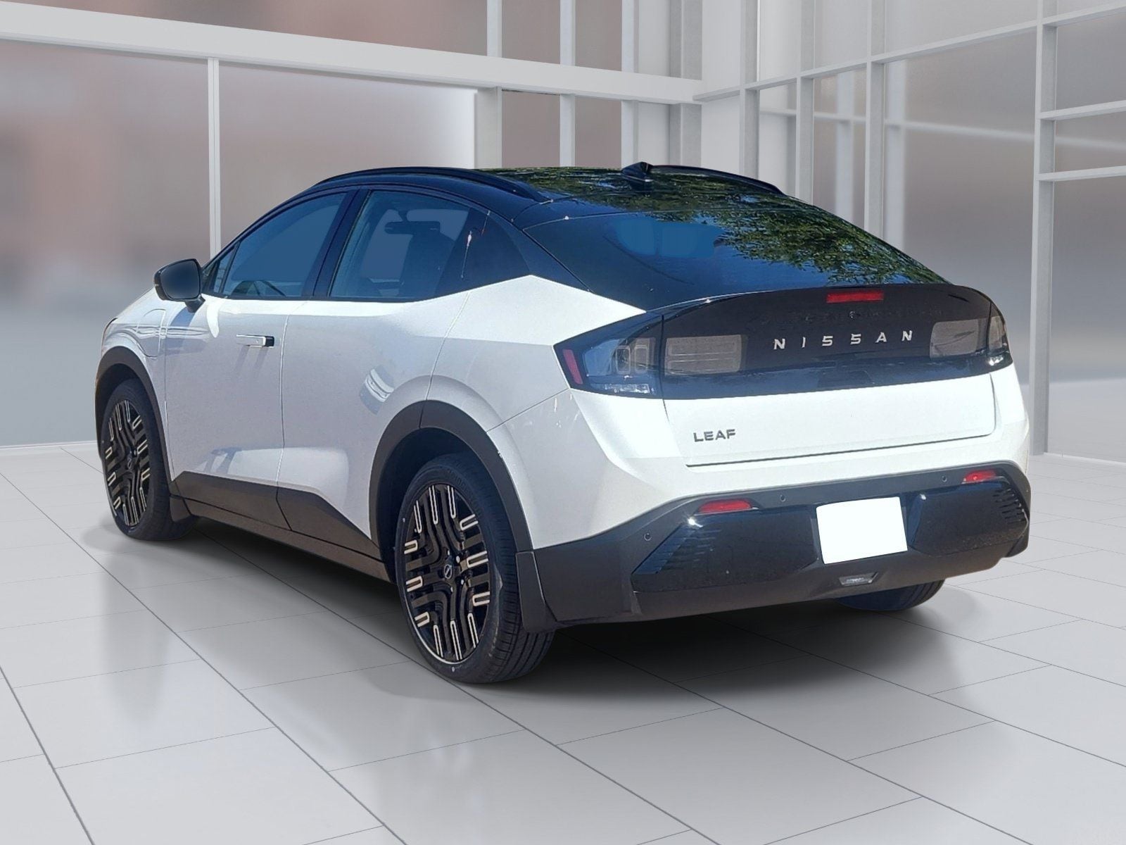 2026 Nissan LEAF Platinum+ - Photo 7