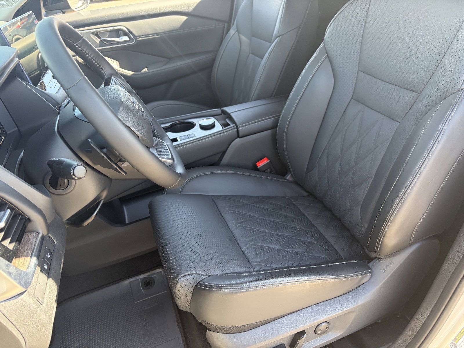 2026 Nissan Rogue Platinum - Photo 21