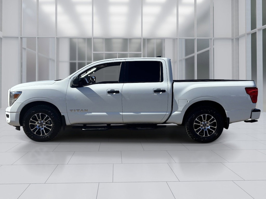 Used 2023 Nissan
