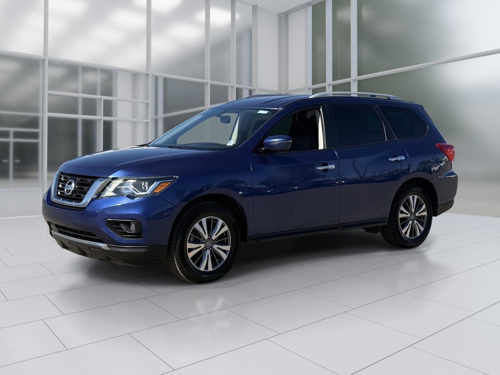 Used 2020 Nissan Pathfinder SV SUV