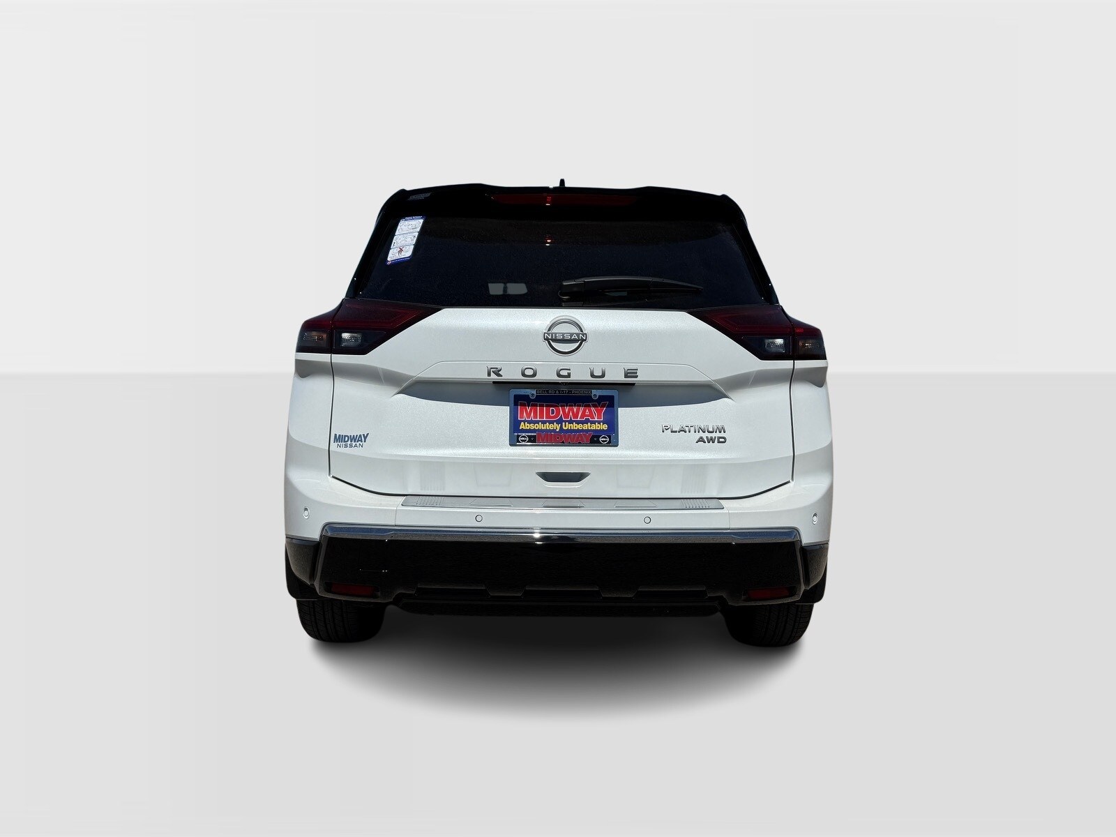 2026 Nissan Rogue Platinum photo 2