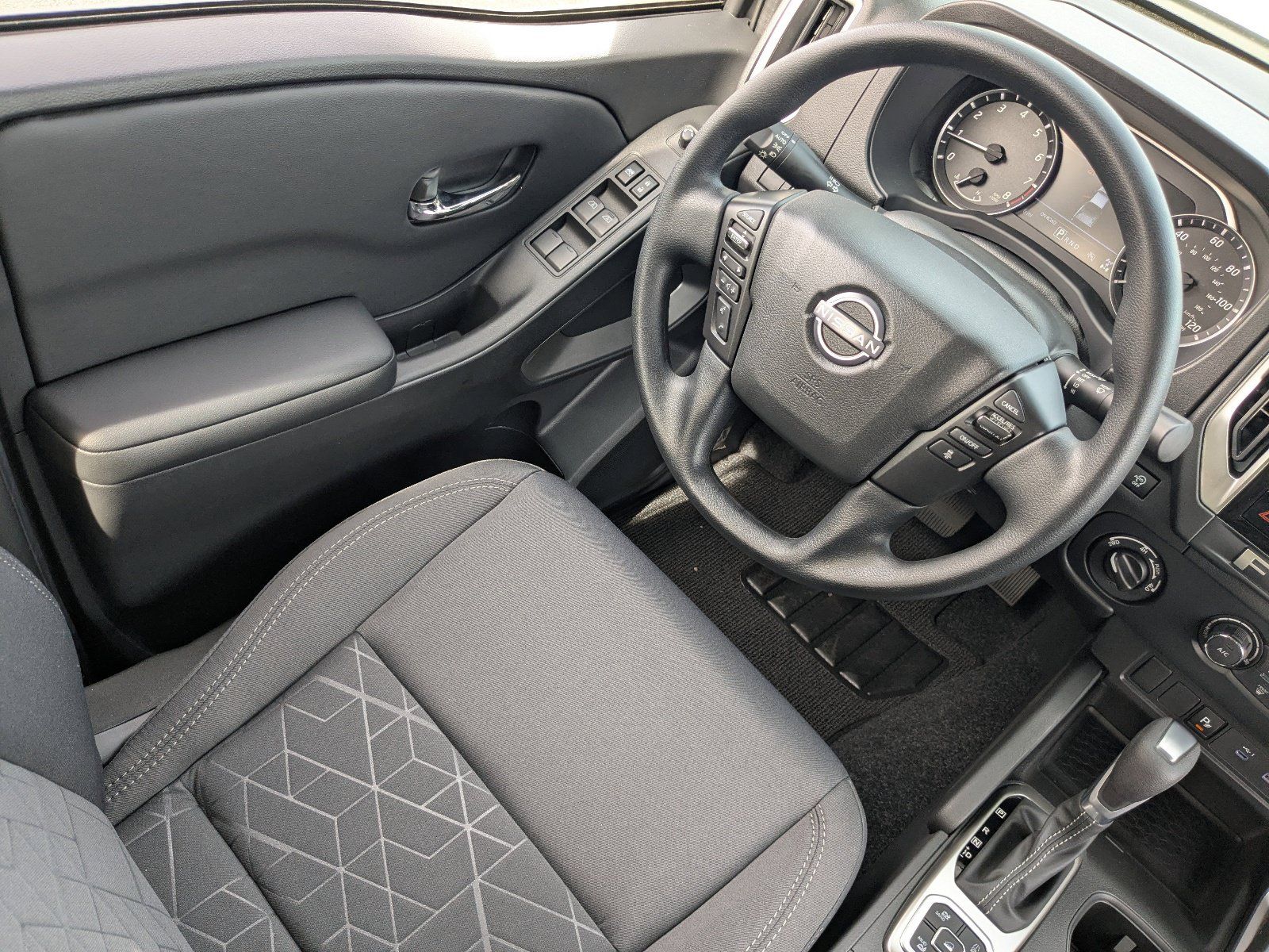 2026 Nissan Frontier SV - Photo 25