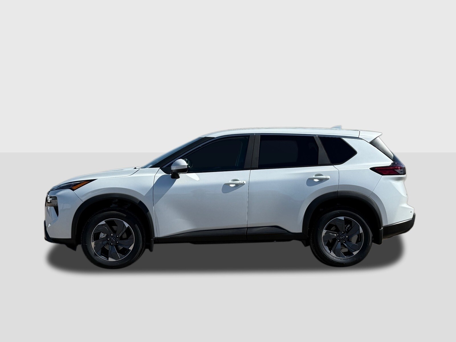 2026 Nissan Rogue SV photo 2